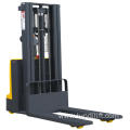 CE Electric Pallet Stacker 1.5 Ton 3300lbs